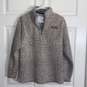Top of the World size medium sherpa UW Oshkosh